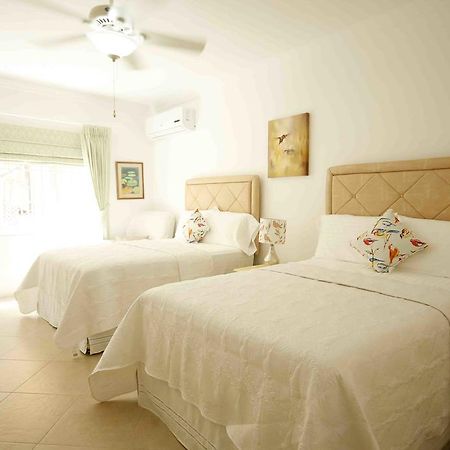 Cattleya Luxury Suites Кінгстон Екстер'єр фото